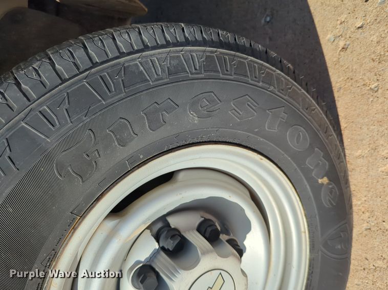 image for item OL9251 2005 Chevrolet Express G3500 box van