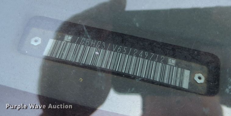 image for item OL9251 2005 Chevrolet Express G3500 box van