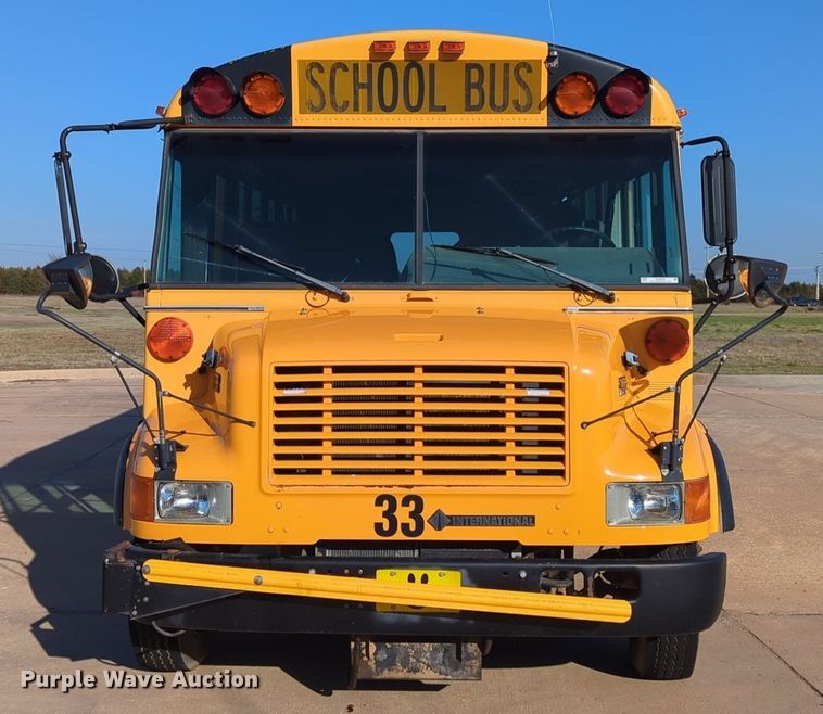 image for item OL9253 1998 International 3600 school bus