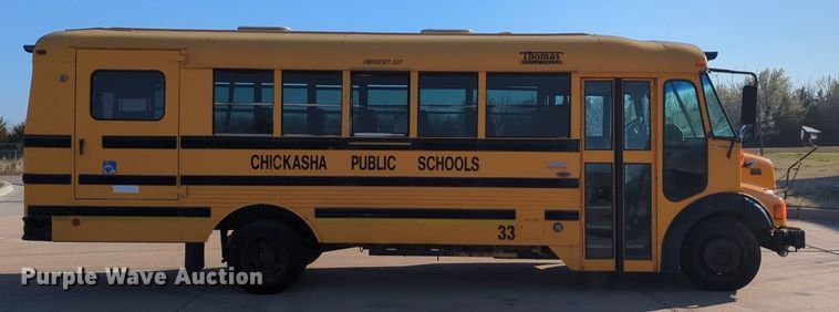 image for item OL9253 1998 International 3600 school bus