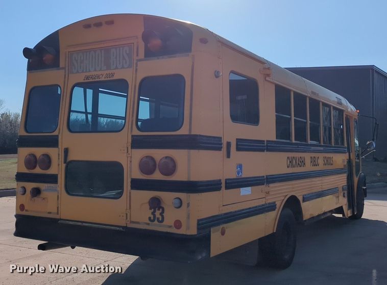 image for item OL9253 1998 International 3600 school bus