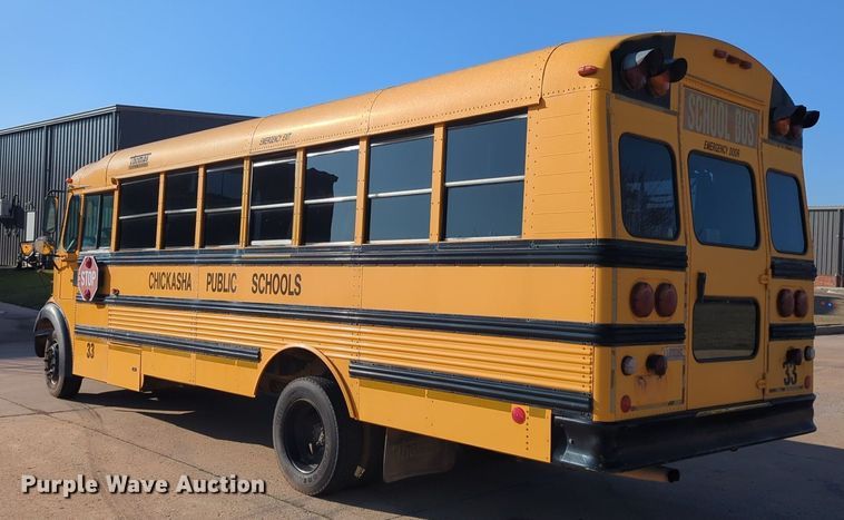 image for item OL9253 1998 International 3600 school bus