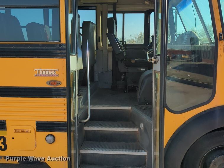image for item OL9253 1998 International 3600 school bus