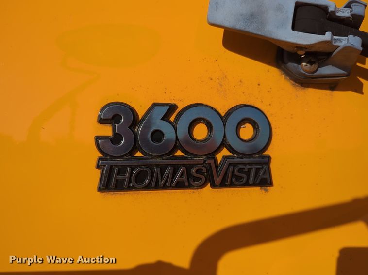 image for item OL9253 1998 International 3600 school bus