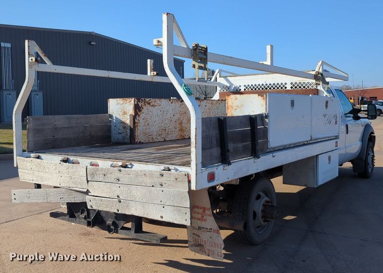 image for item OL9254 2006 Ford F450 Super Duty XL flatbed truck