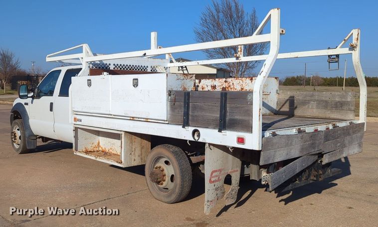 image for item OL9254 2006 Ford F450 Super Duty XL flatbed truck