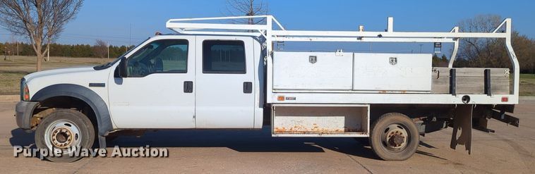 image for item OL9254 2006 Ford F450 Super Duty XL flatbed truck