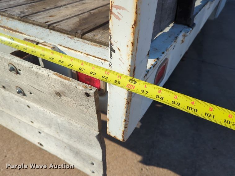 image for item OL9254 2006 Ford F450 Super Duty XL flatbed truck