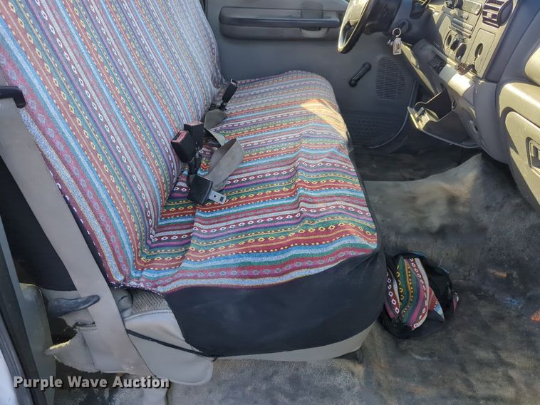 image for item OL9254 2006 Ford F450 Super Duty XL flatbed truck