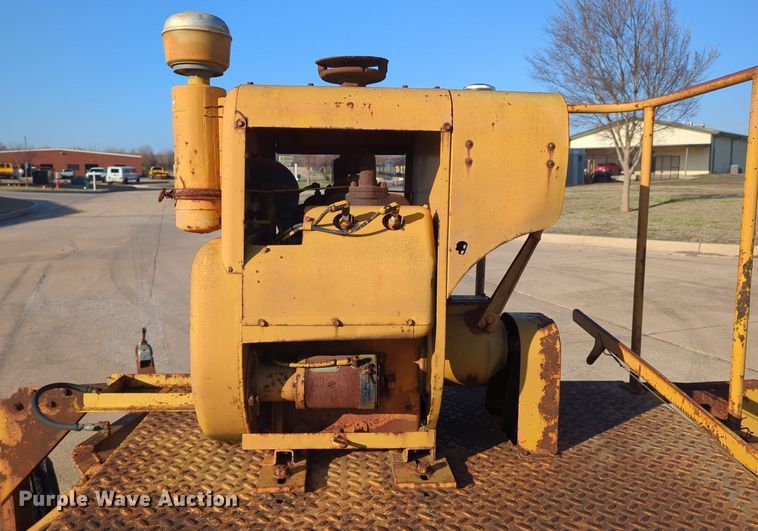 image for item OL9255 Rosco B7 broom