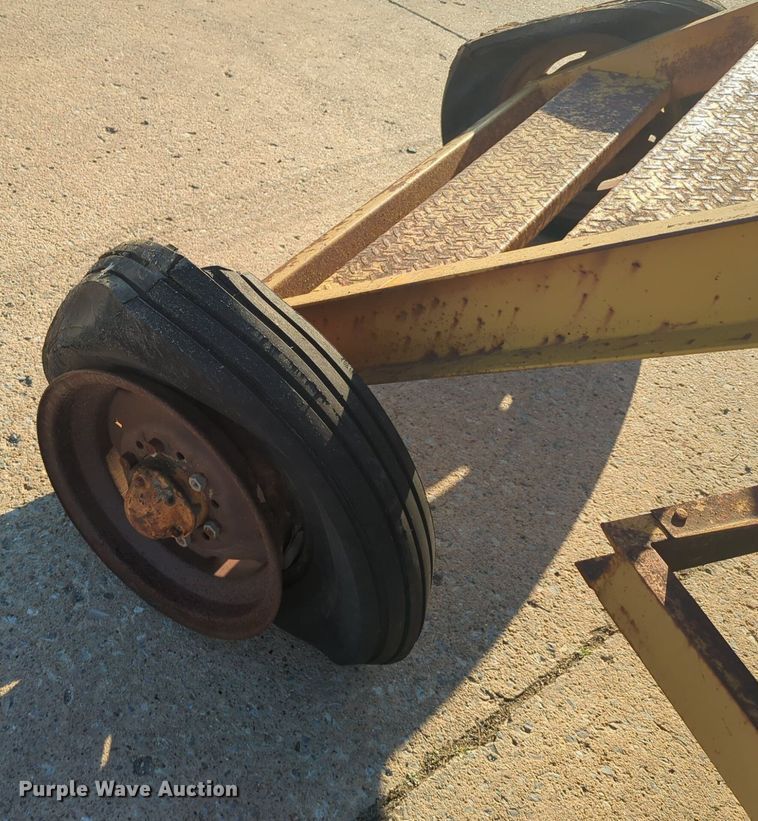 image for item OL9255 Rosco B7 broom