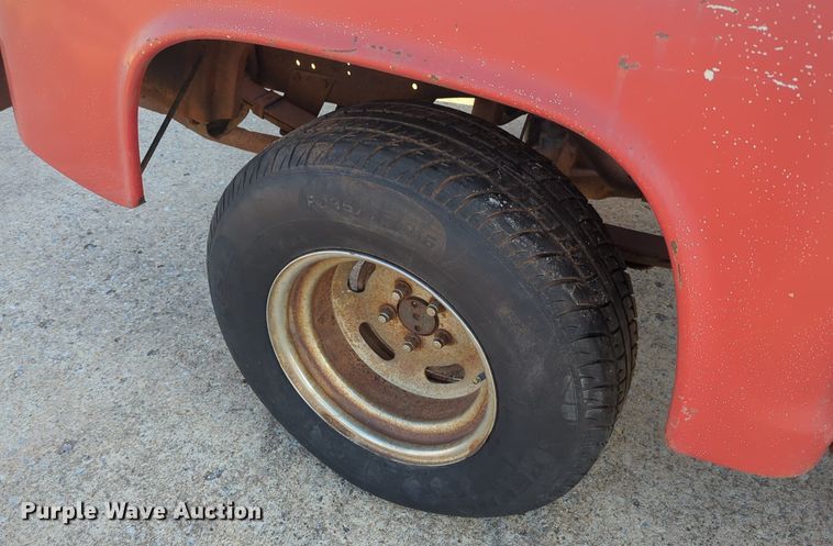 image for item OL9257 1979 Dodge D100 pickup truck