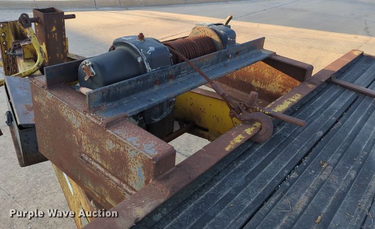 image for item OL9259 1982 Carrier King Tagalong 3200 equipment trailer