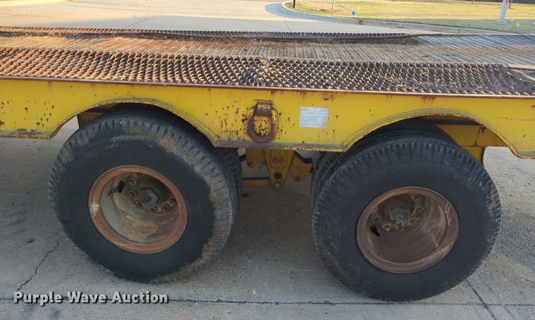 image for item OL9259 1982 Carrier King Tagalong 3200 equipment trailer