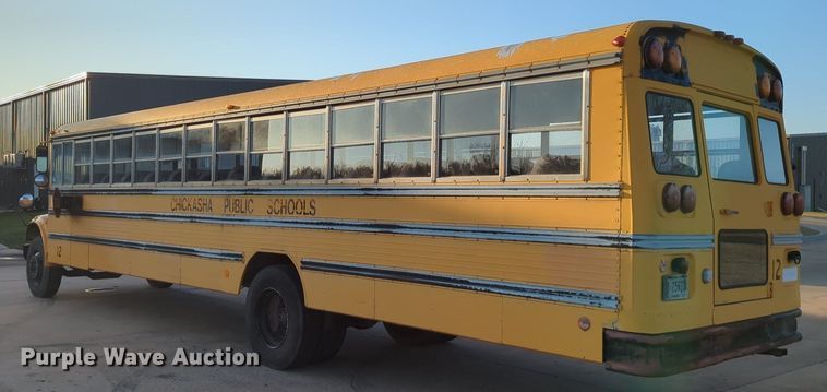 image for item OL9260 1992 International 3800 school bus