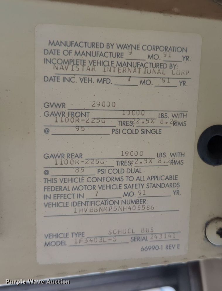 image for item OL9260 1992 International 3800 school bus