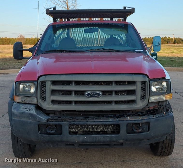 image for item OL9261 2006 Ford F450 Super Duty XL flatbed truck