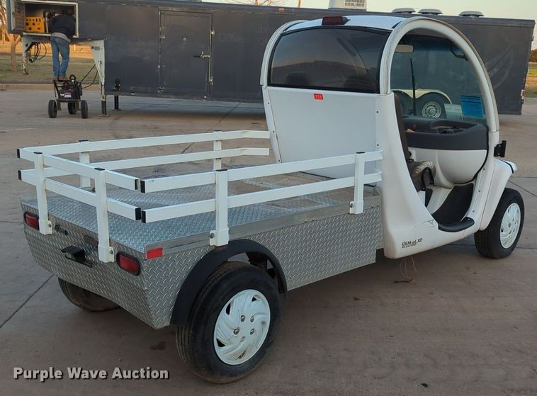 image for item OL9262 2010 GEM eL XD utility vehicle