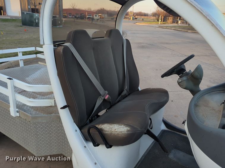 image for item OL9262 2010 GEM eL XD utility vehicle