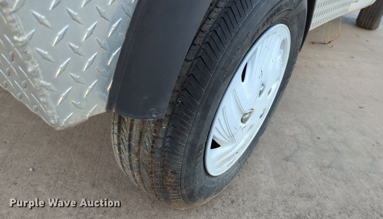 image for item OL9262 2010 GEM eL XD utility vehicle