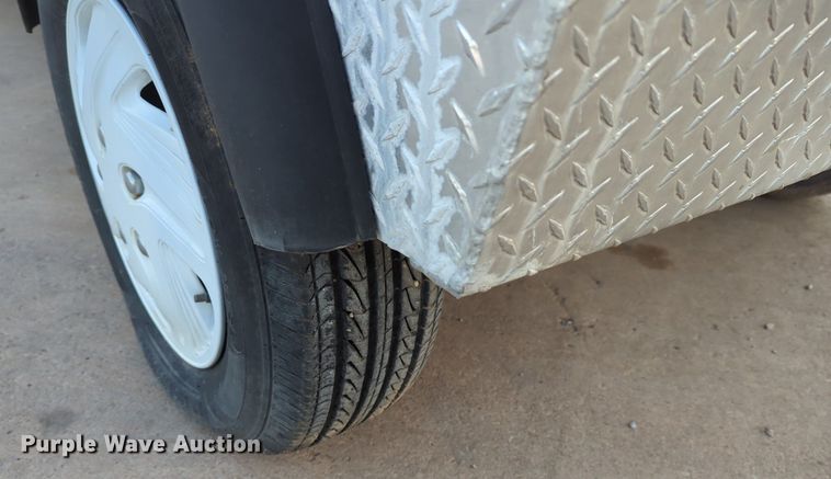 image for item OL9262 2010 GEM eL XD utility vehicle