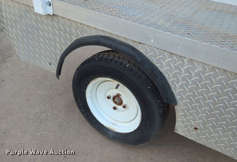 image for item OL9263 2002 GEM E825 utility vehicle