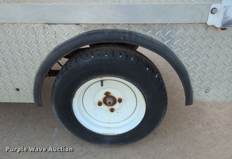 image for item OL9263 2002 GEM E825 utility vehicle