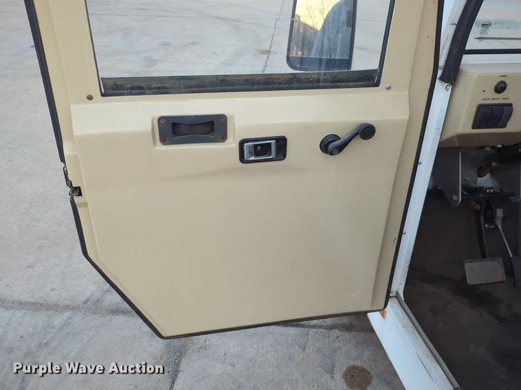 image for item OL9264 2009 E-Ride Industries utility vehicle