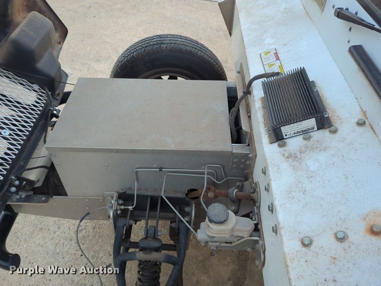 image for item OL9264 2009 E-Ride Industries utility vehicle