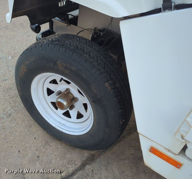 image for item OL9264 2009 E-Ride Industries utility vehicle