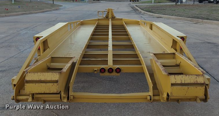 image for item OL9265 2001 Belshe T-18 equipment trailer