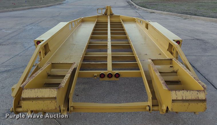 image for item OL9265 2001 Belshe T-18 equipment trailer