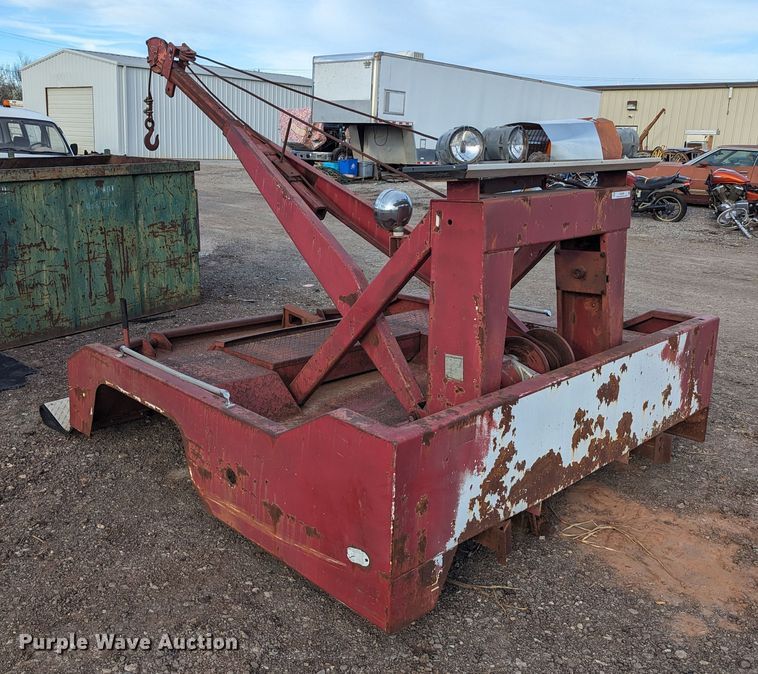 image for item OL9266 DFW 50 wrecker bed