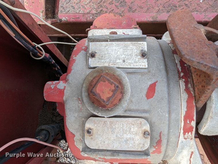 image for item OL9266 DFW 50 wrecker bed