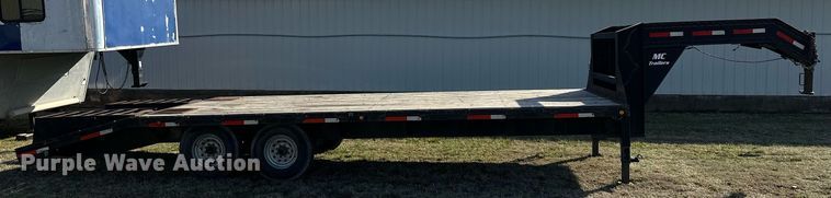 image for item OM9825 2008 MC Trailers  equipment trailer