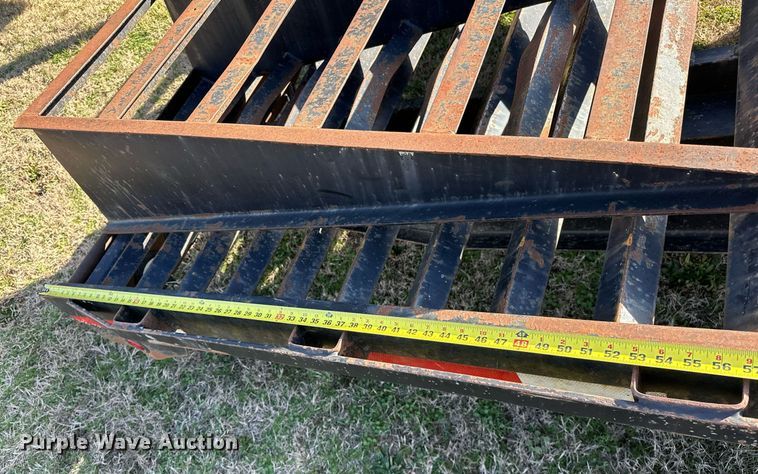 image for item OM9825 2008 MC Trailers  equipment trailer