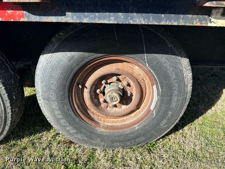 image for item OM9825 2008 MC Trailers  equipment trailer