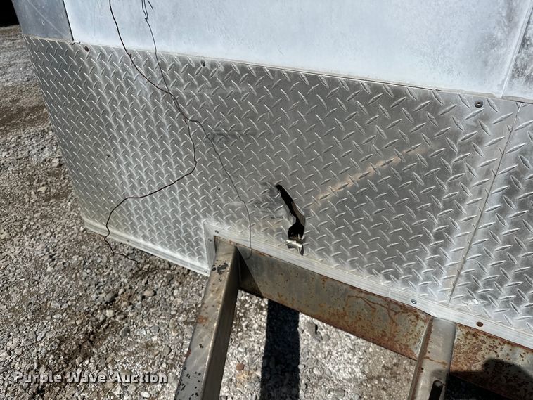 image for item OM9968 Vintage enclosed cargo trailer