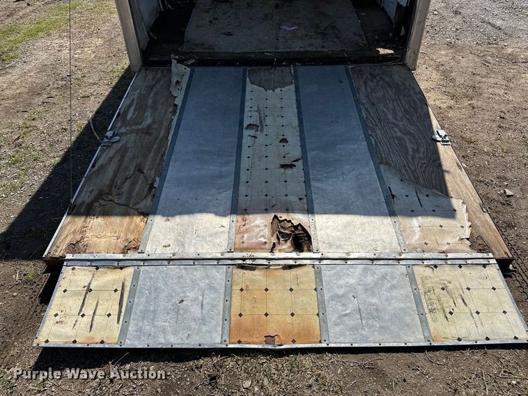 image for item OM9968 Vintage enclosed cargo trailer