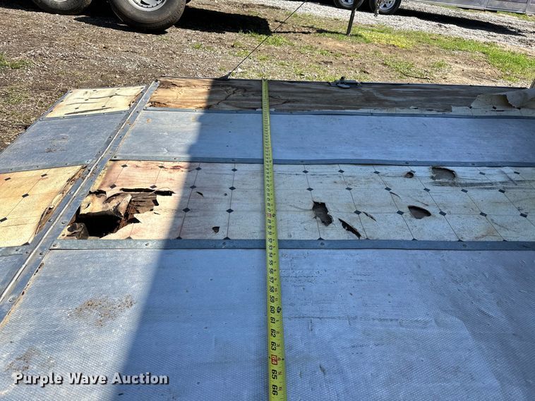 image for item OM9968 Vintage enclosed cargo trailer