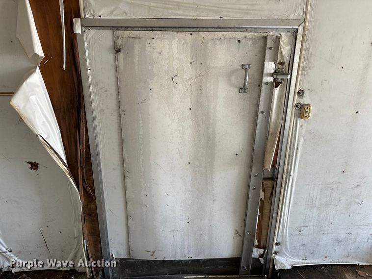 image for item OM9968 Vintage enclosed cargo trailer