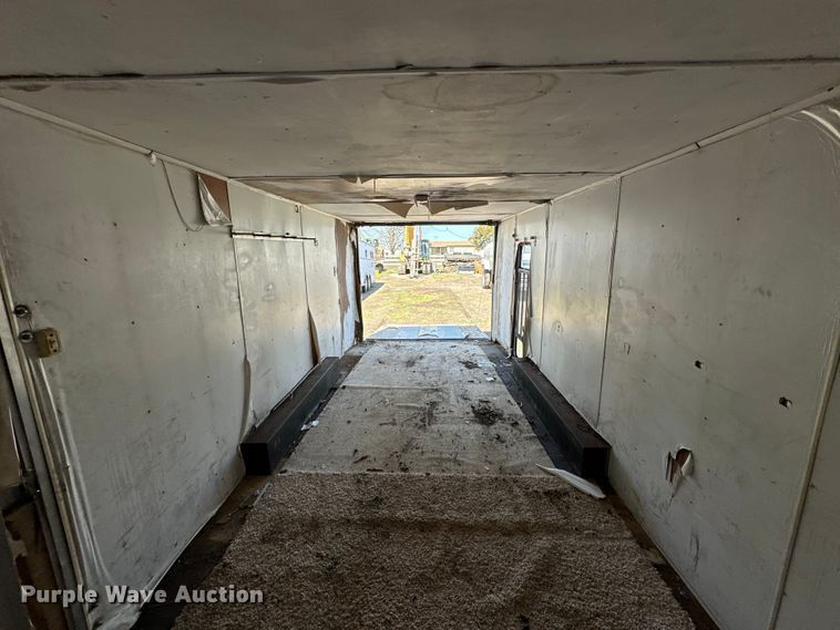 image for item OM9968 Vintage enclosed cargo trailer