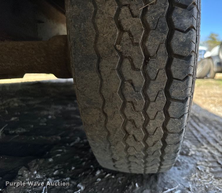 image for item OM9968 Vintage enclosed cargo trailer