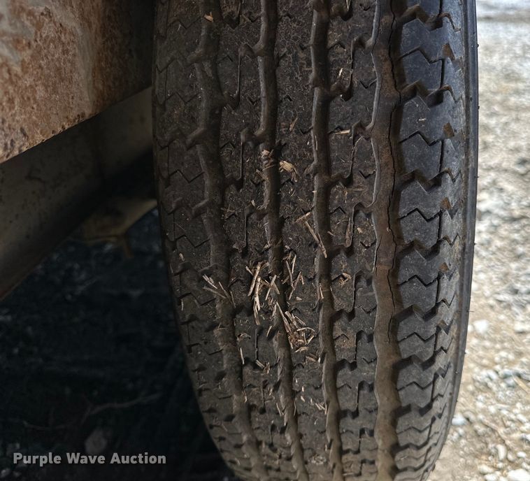 image for item OM9968 Vintage enclosed cargo trailer