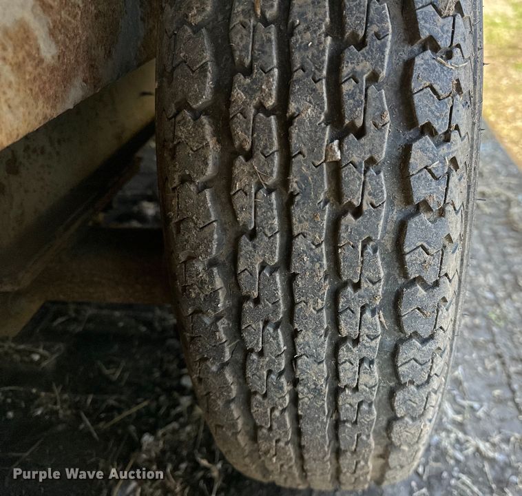 image for item OM9968 Vintage enclosed cargo trailer