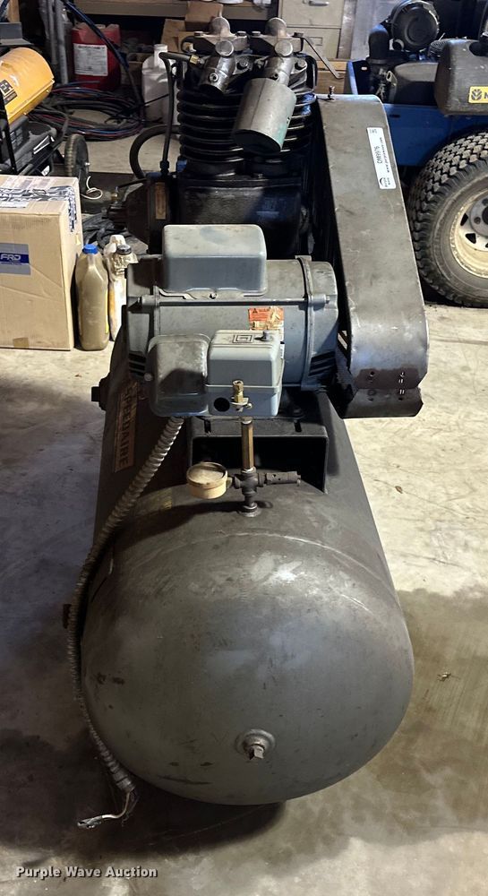 image for item OM9976 Dayton  Speedaire air compressor