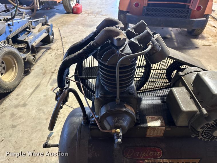 image for item OM9976 Dayton  Speedaire air compressor