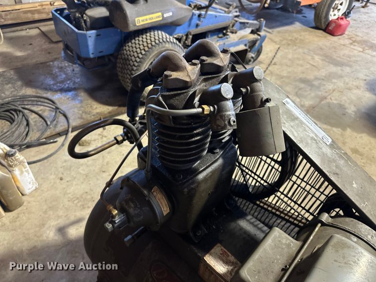 image for item OM9976 Dayton  Speedaire air compressor