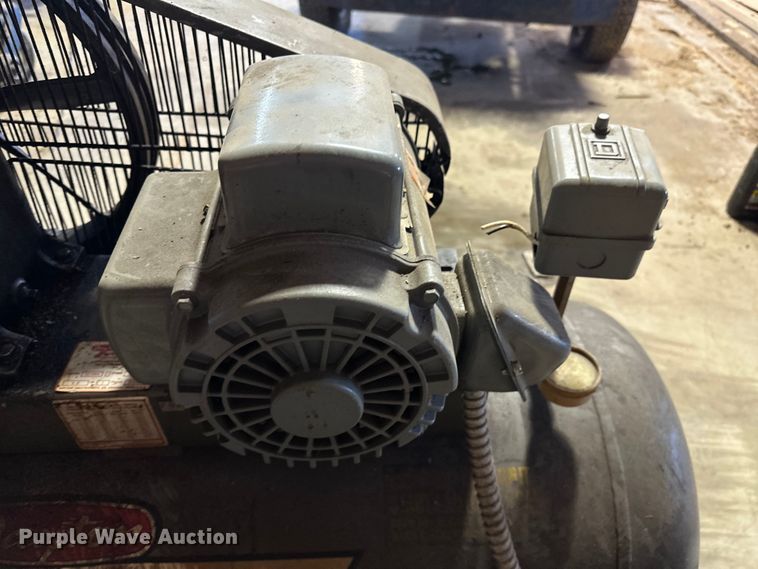 image for item OM9976 Dayton  Speedaire air compressor