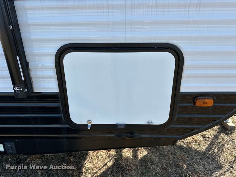 image for item OM9990 2022 Heartland  Prowler camper